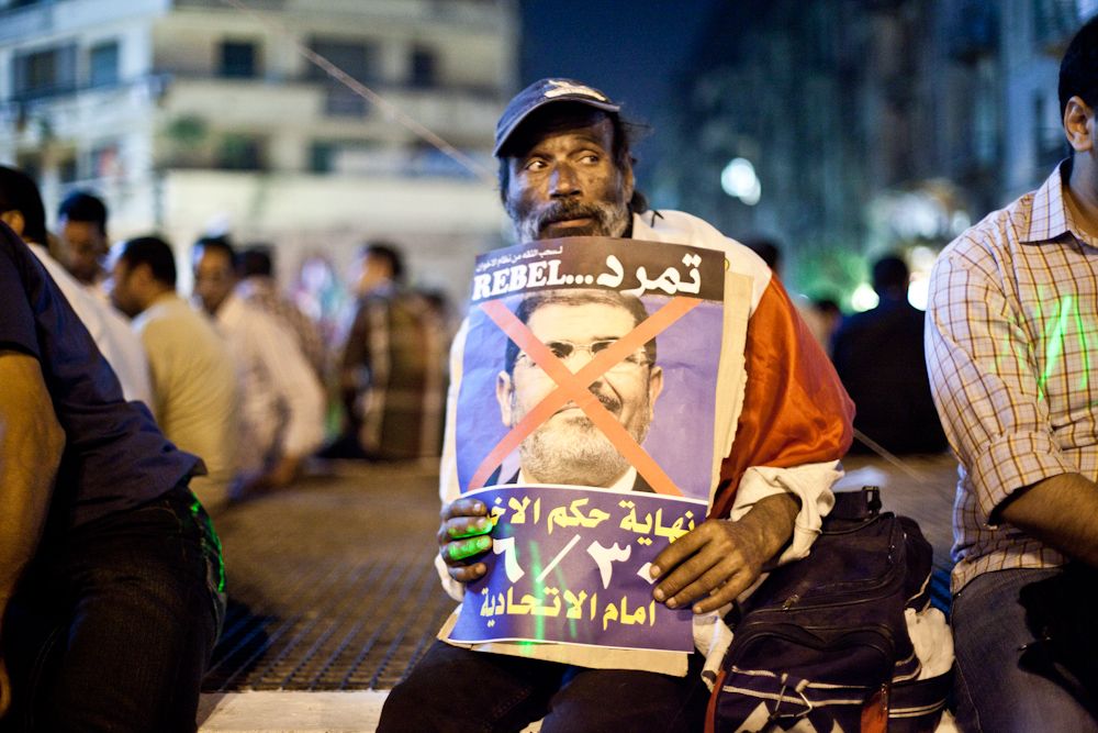 Update: Eight dead in Brotherhood headquarters clashes