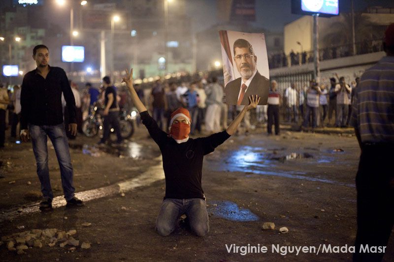 Protesters remain polarized as army deadline draws near