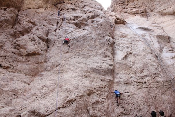 New restrictive measures to enter Sinai