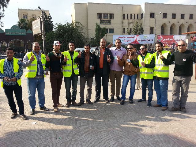 ‘Yes’ campaign promoters seen across Egypt
