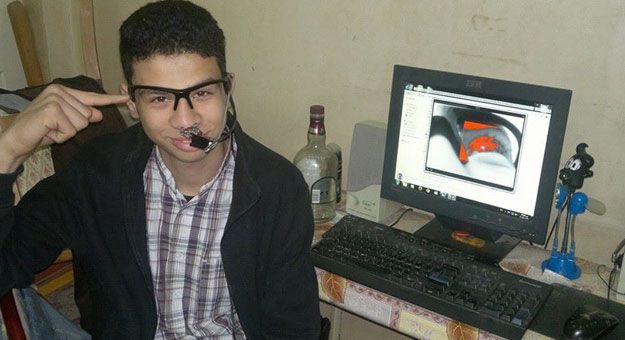 Teenage inventor refuses to return to Egypt following travel ban