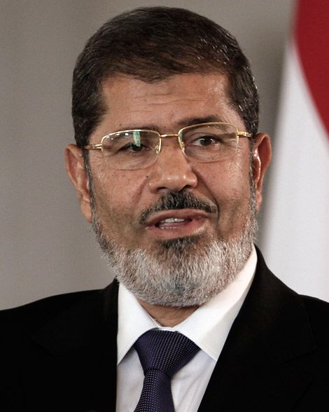 Egypt courts extend jail time, set trial dates for Brotherhood leaders