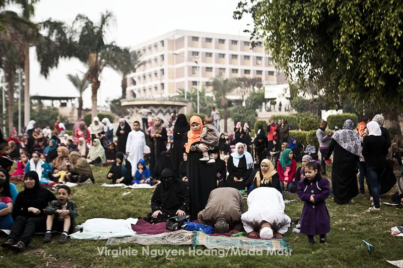 Clashes erupt between Morsi supporters and police following Eid prayers