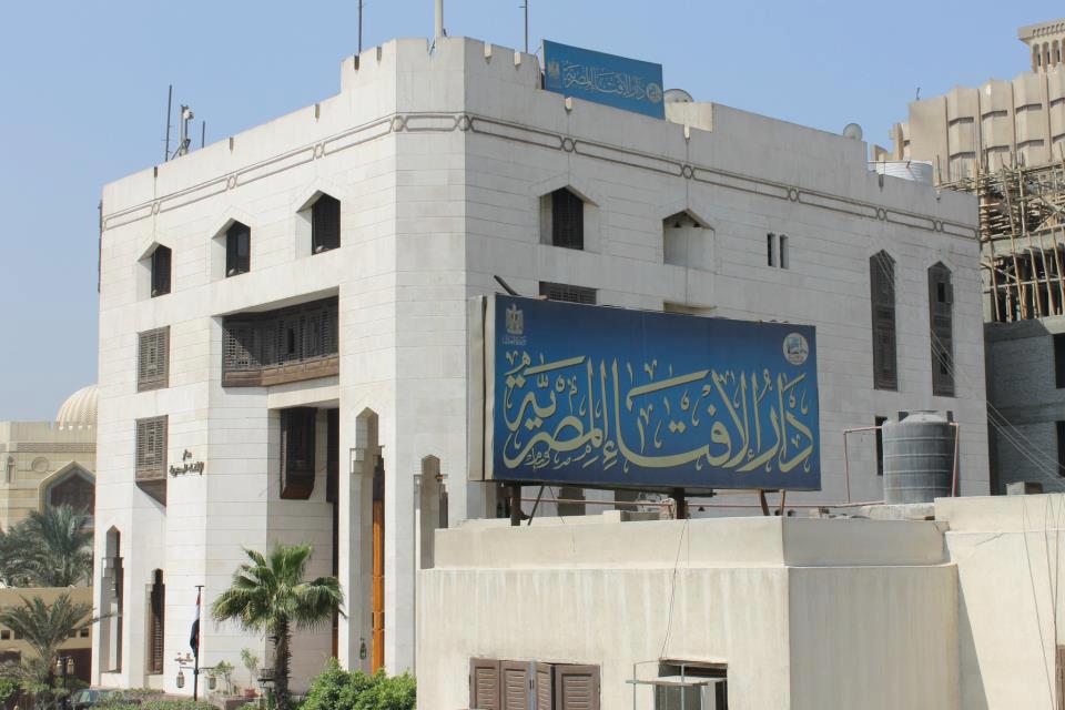الحرب على الـ”سوشيال ميديا”