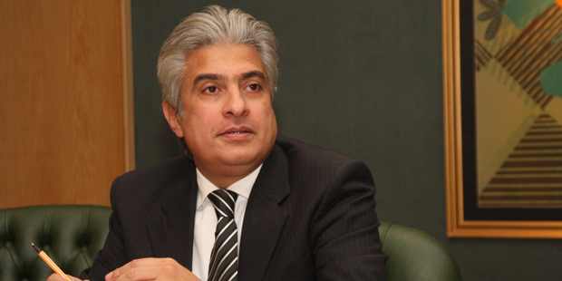 Talk show host accuses gov’t of pressuring TV station to yank his show off air
