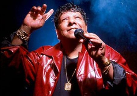 Egyptian pop singer faces off against Islamic State leader