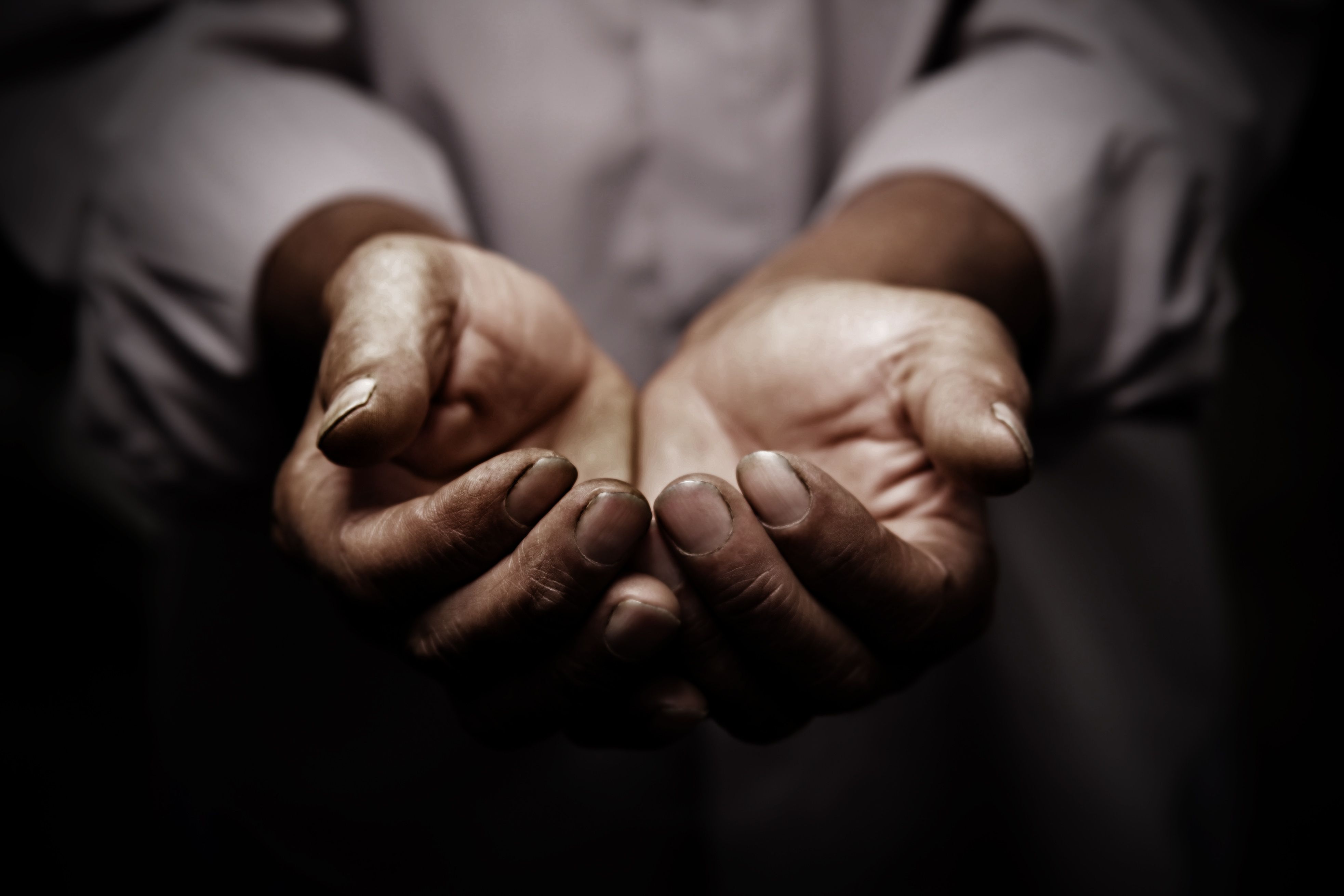 Report: Egyptians among world’s least generous