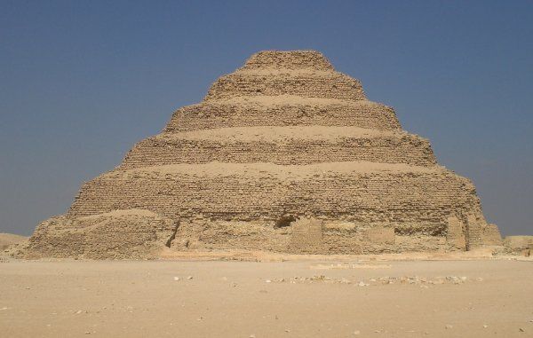 Minister refutes reports of damaged pyramid, blames Morsi supporters for rumors