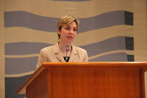 بعد يوم من ترحيلها.. “الخارجية”: الباحثة الأمريكية مُنعت من الدخول لعدم وجود تأشيرة