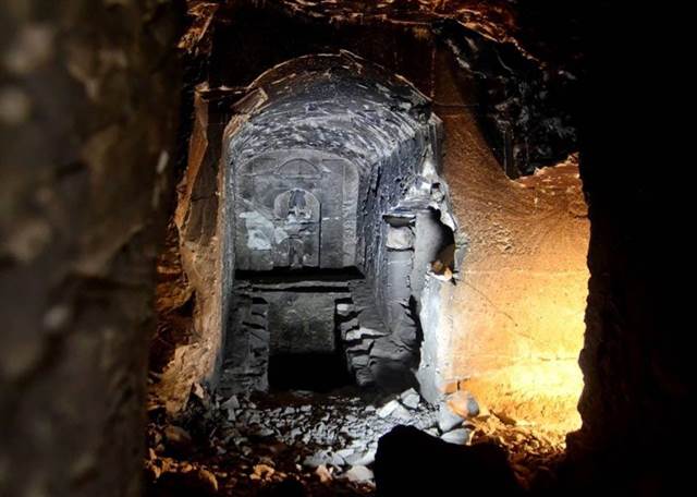 الطريق إلى «الجبّانة».. حيلة أخيرة للإفلات من الفقر