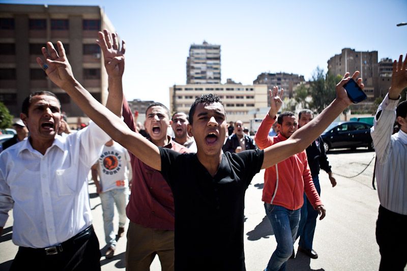 Political parties, figures, rights groups condemn detention of youth