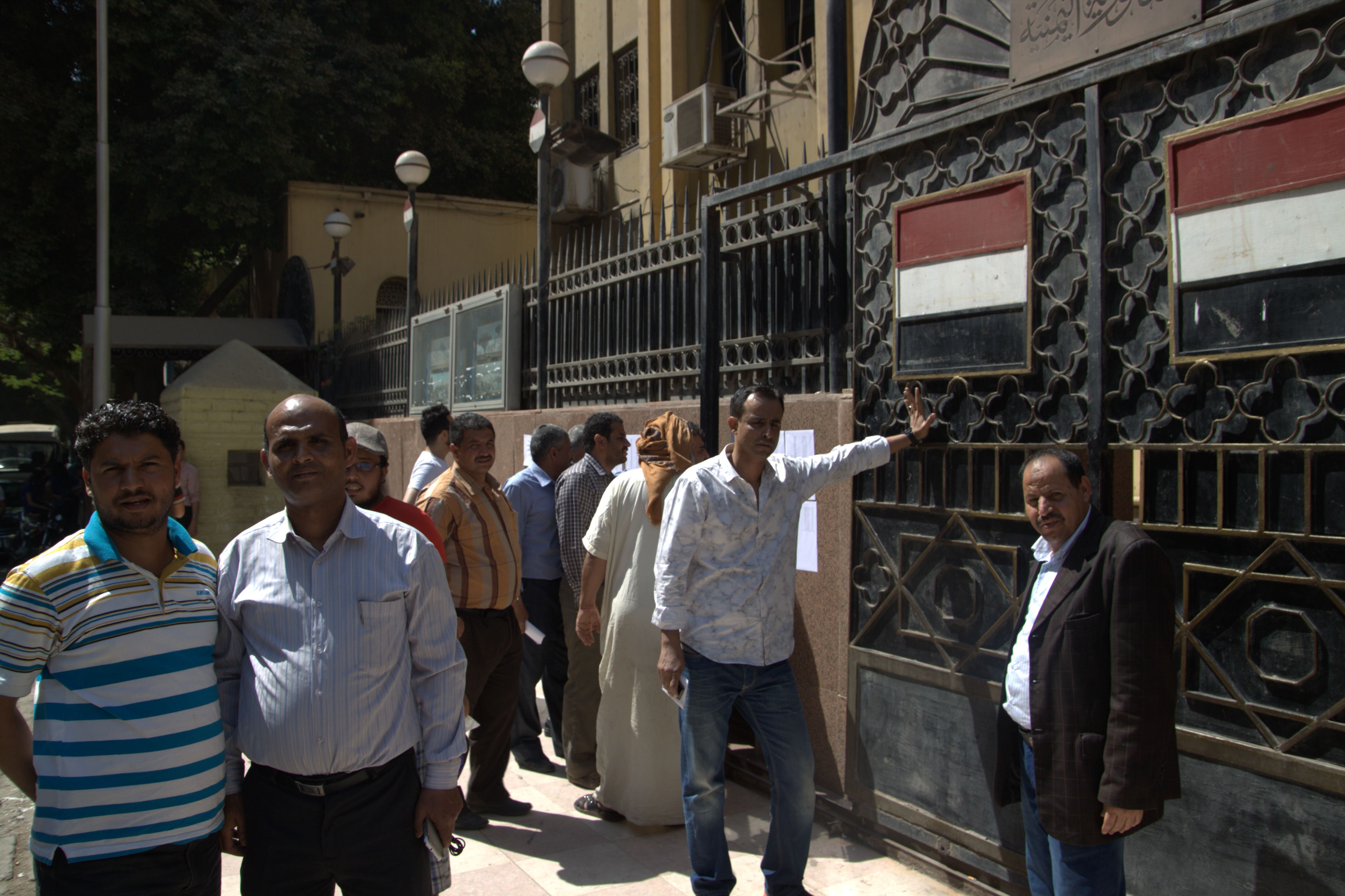 Yemenis stranded in Egypt yearn for return to war-torn country