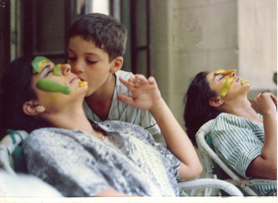 جواهر السينما المصرية: “سرقات صيفية”