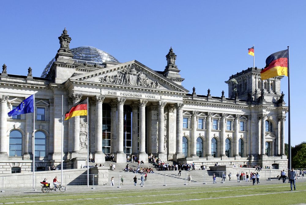 Sisi scheduled to visit Berlin to much dismay and fanfare