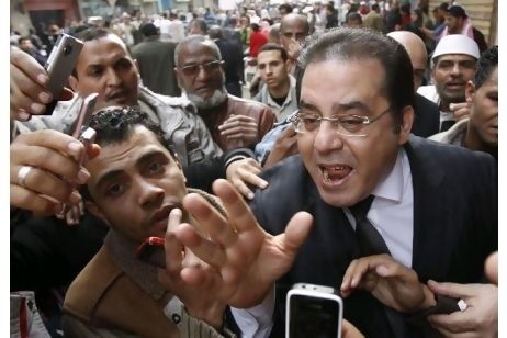 6 sentenced to death over 2013 torching of Ghad al-Thawra Party headquarters