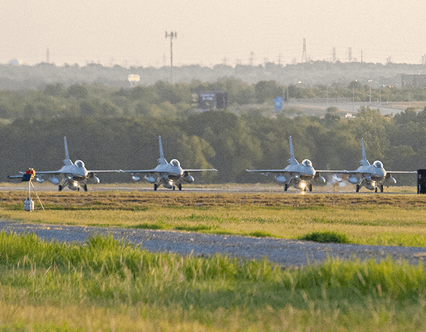 US dispatches 8 fighter jets to Egypt to support war on terror