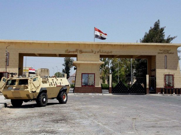القوات المسلحة: إغلاق معبر رفح قرار سياسى