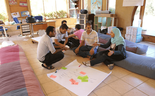 Co-working spaces spread, but lack resources