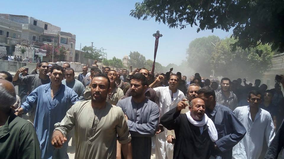 Priest’s cousin killed, 3 injured in Minya sectarian violence