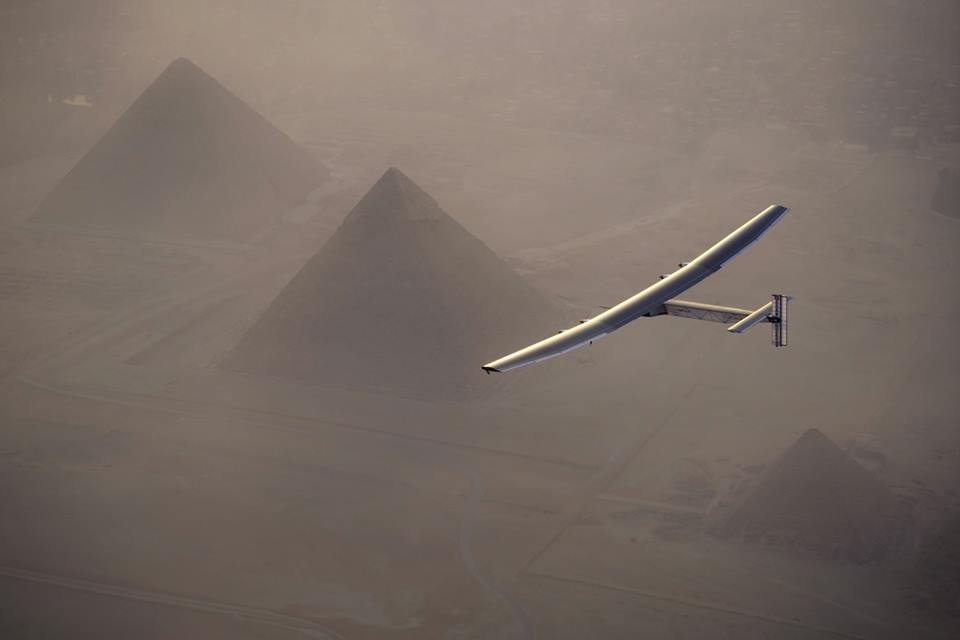 Solar-powered plane stops in Cairo before flying off to UAE