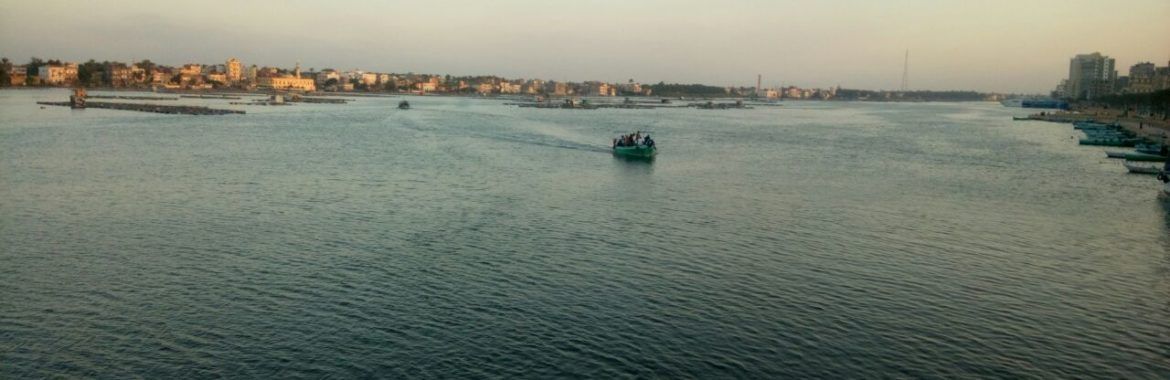 Update: Boat carrying up to 600 migrants sinks off Egypt’s coast, hundreds still missing