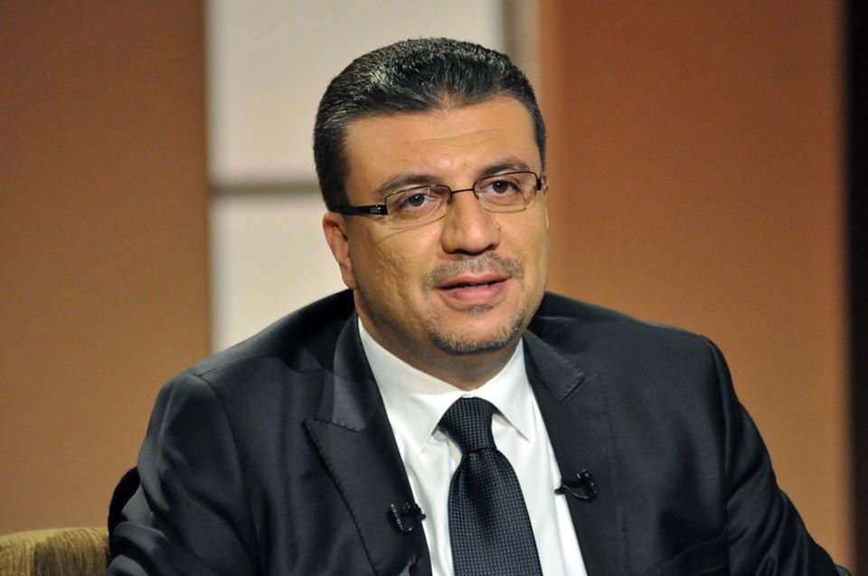 «الحياة» تنفي وقف برنامج عمرو الليثي.. ومصدر من إعداد «واحد من الناس»: «القناة أبلغتنا أننا في إجازة لمدة أسبوعين»