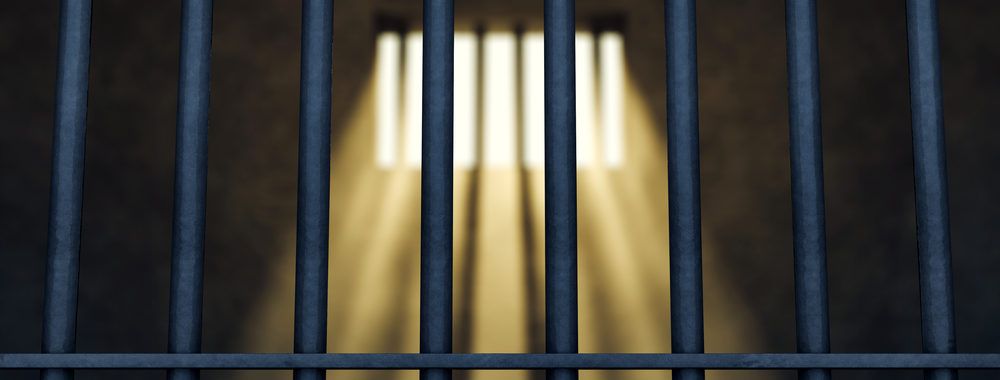 بين النيابة العامة والقانون.. لماذا يستمر التعذيب في مقار الاحتجاز؟