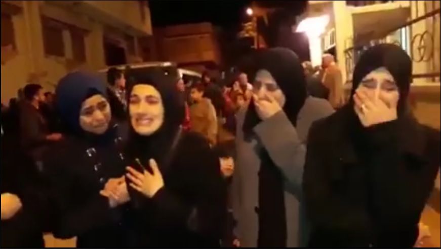عائلة تودع شابين من قتلى العريش.. وتبحث عن ثالث مفقود