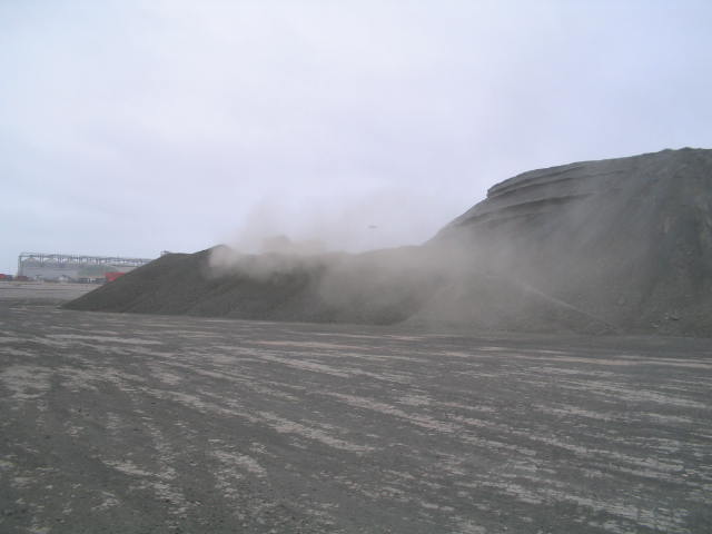 Egypt eases restrictions on importation and burning of coal, environmentalists warn of implications