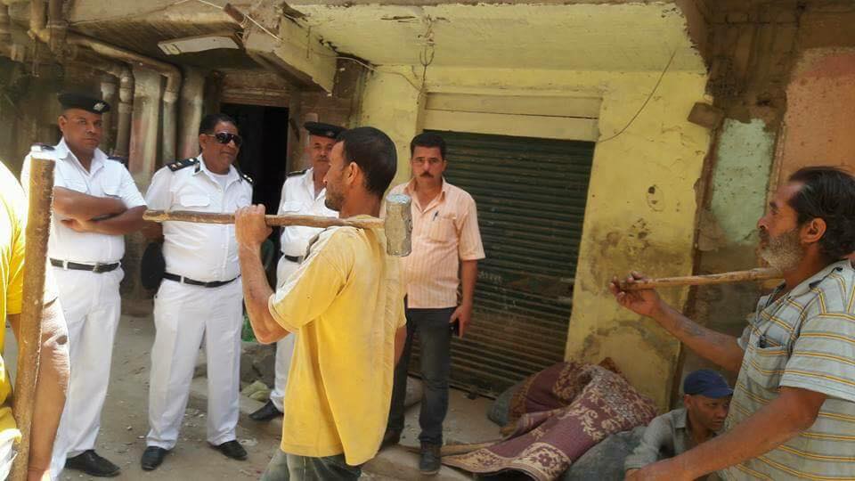  الإفراج عن مواطنين حاولا وقف إزالة مبنى كنسي بالزاوية الحمراء