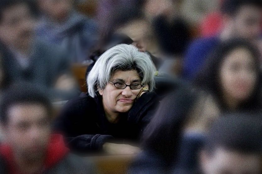 حوار | ليلى سويف: سأحاول التظاهر مجددًا للإفراج عن المعتقلين لو كان ذلك ضروريًا