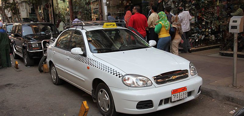 Cairo’s white taxis enter the world of smart phones through Whatsapp Taxi