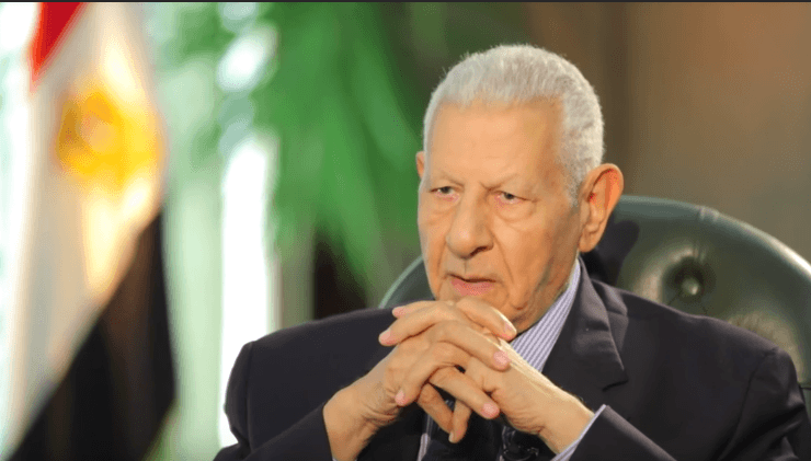 إلى الأستاذ مكرم ورفاقه.. الضرب في الميت حرام