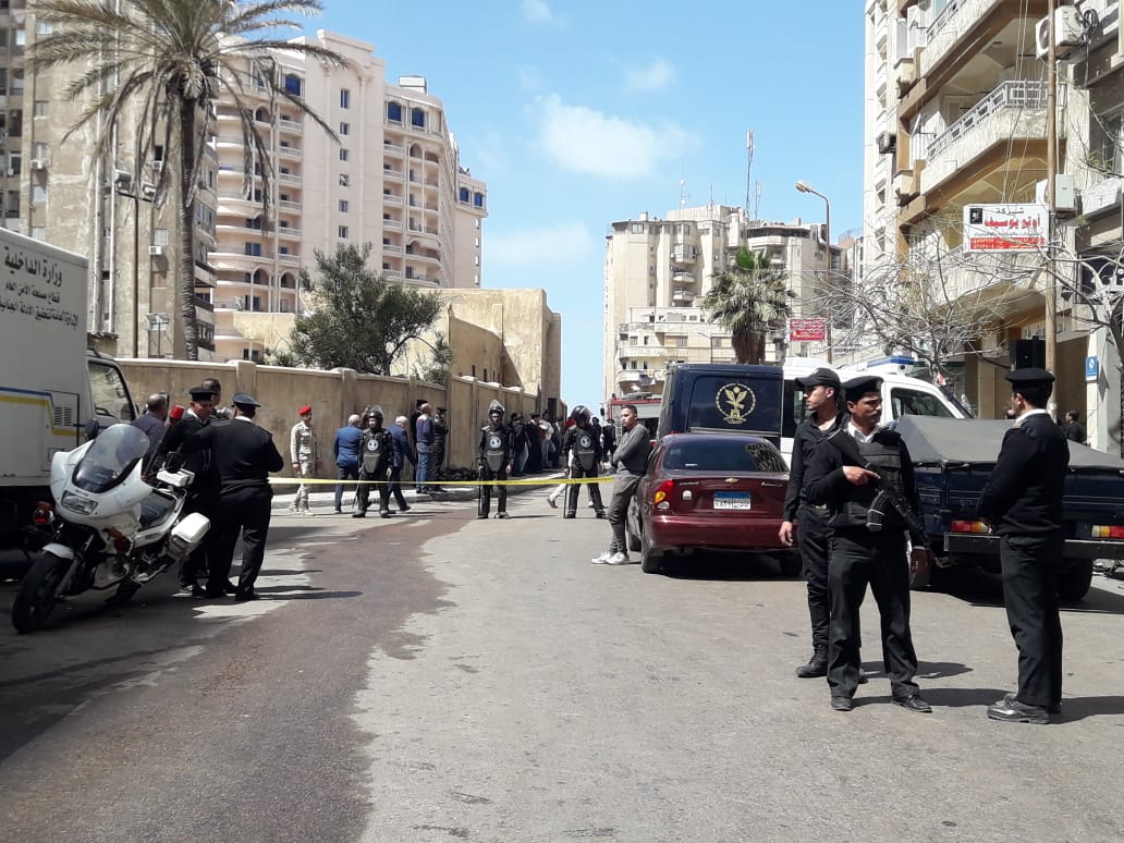 Police officer killed, 6 injured in Alexandria bombing near security director’s motorcade