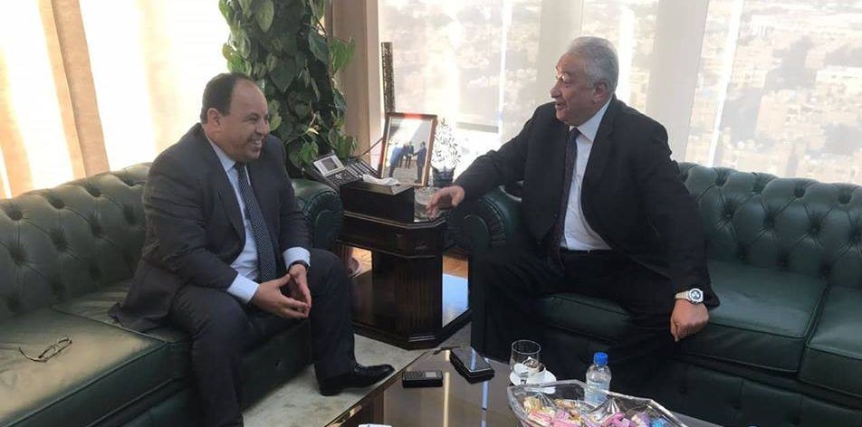 «الوزير تفاهم مع النقيب».. تفاصيل تعديلات «المالية» التي أنهت أزمة المحامين مع «ضريبة الدخل»