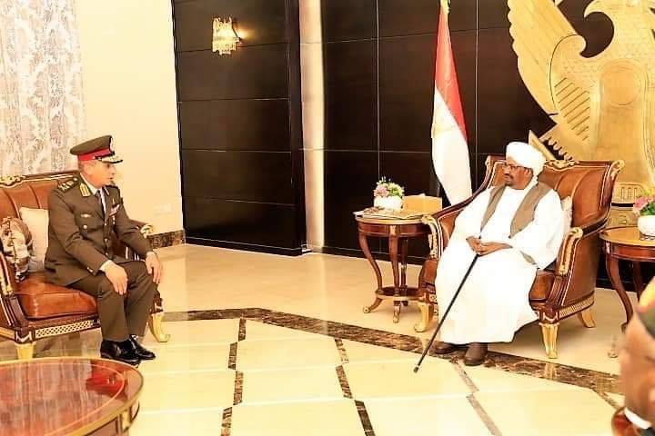 مصر والسودان ينسقان دعمهما العسكري للأطراف المتحاربة في ليبيا