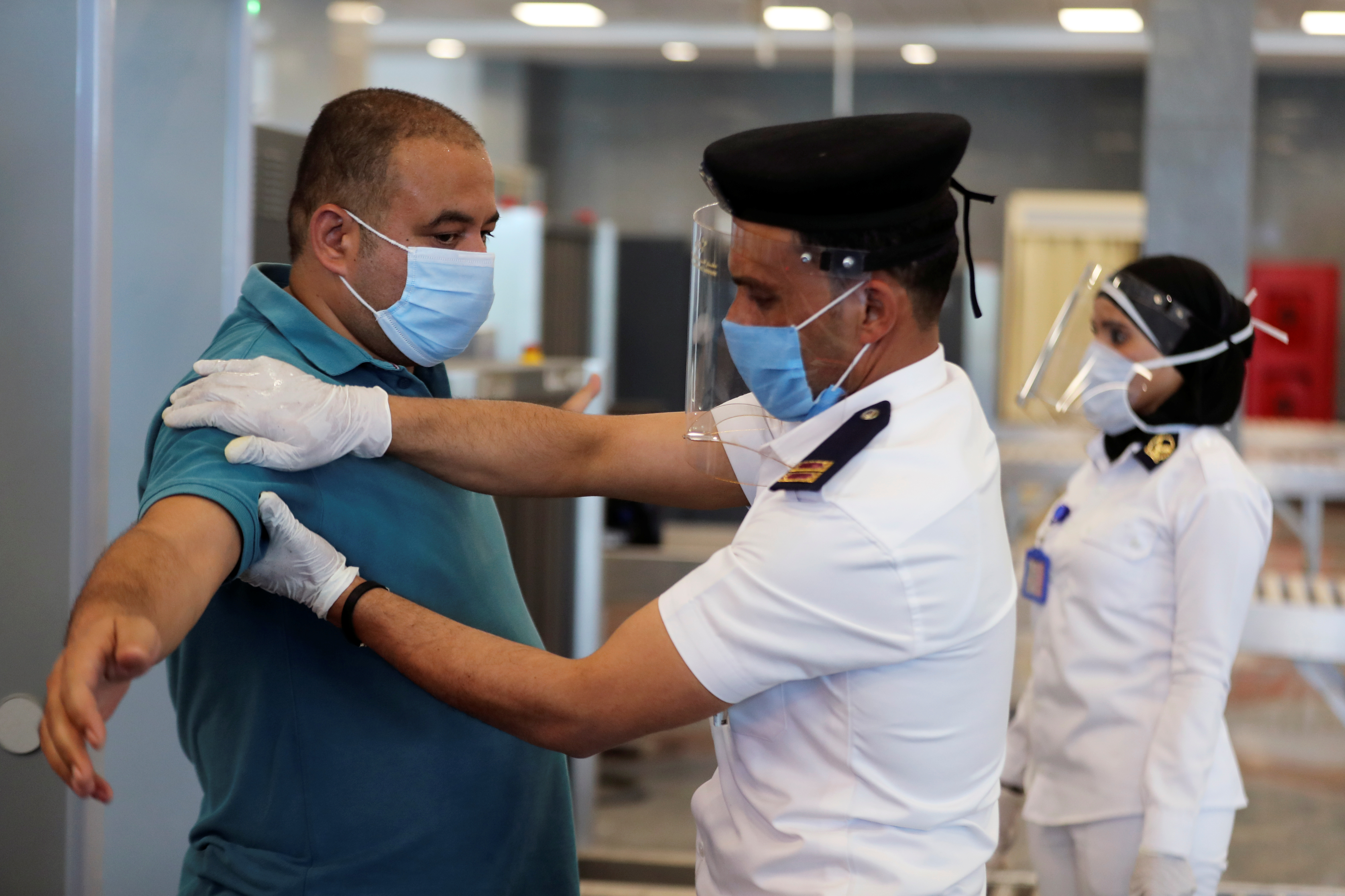 Coronavirus on the rise again in Egypt, and fewer precautions for airport arrivals