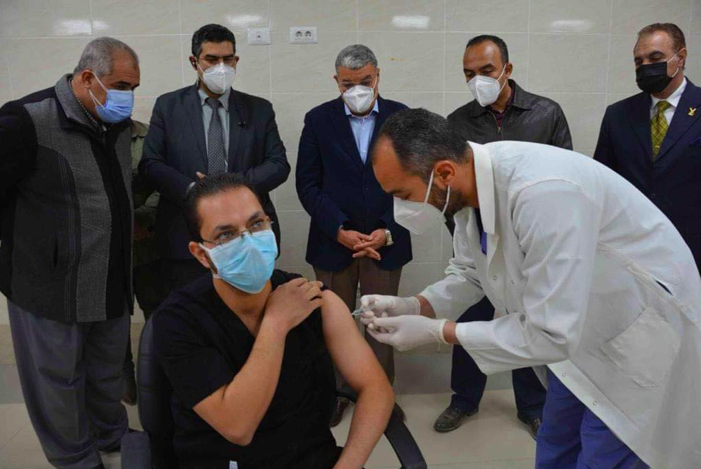 «ليه مش ببلاش للجميع؟».. ما نعرفه عن أزمة تمويل لقاح «كورونا»