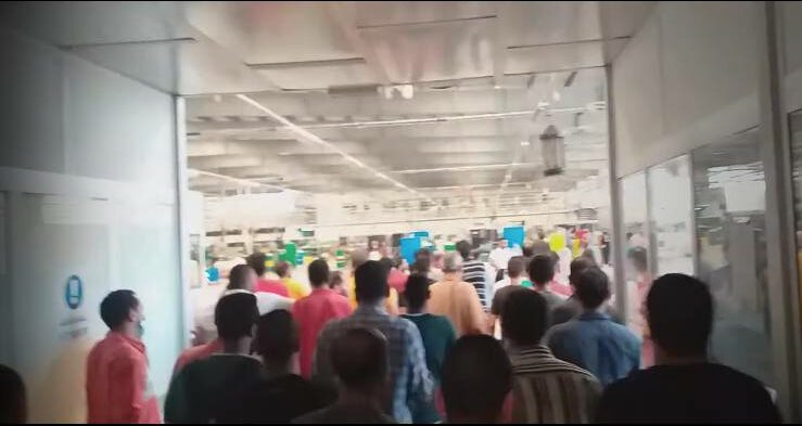 Workers launch strike at razor factories demanding new minimum wage rate, right to unionize