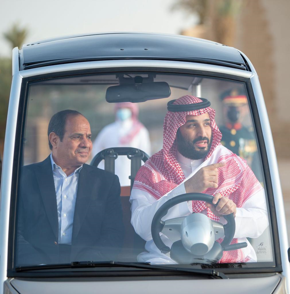 بن سلمان يسعى لمصالحة مصرية مع تركيا والإخوان وسط تنافس خليجي لتأسيس تحالفات جديدة