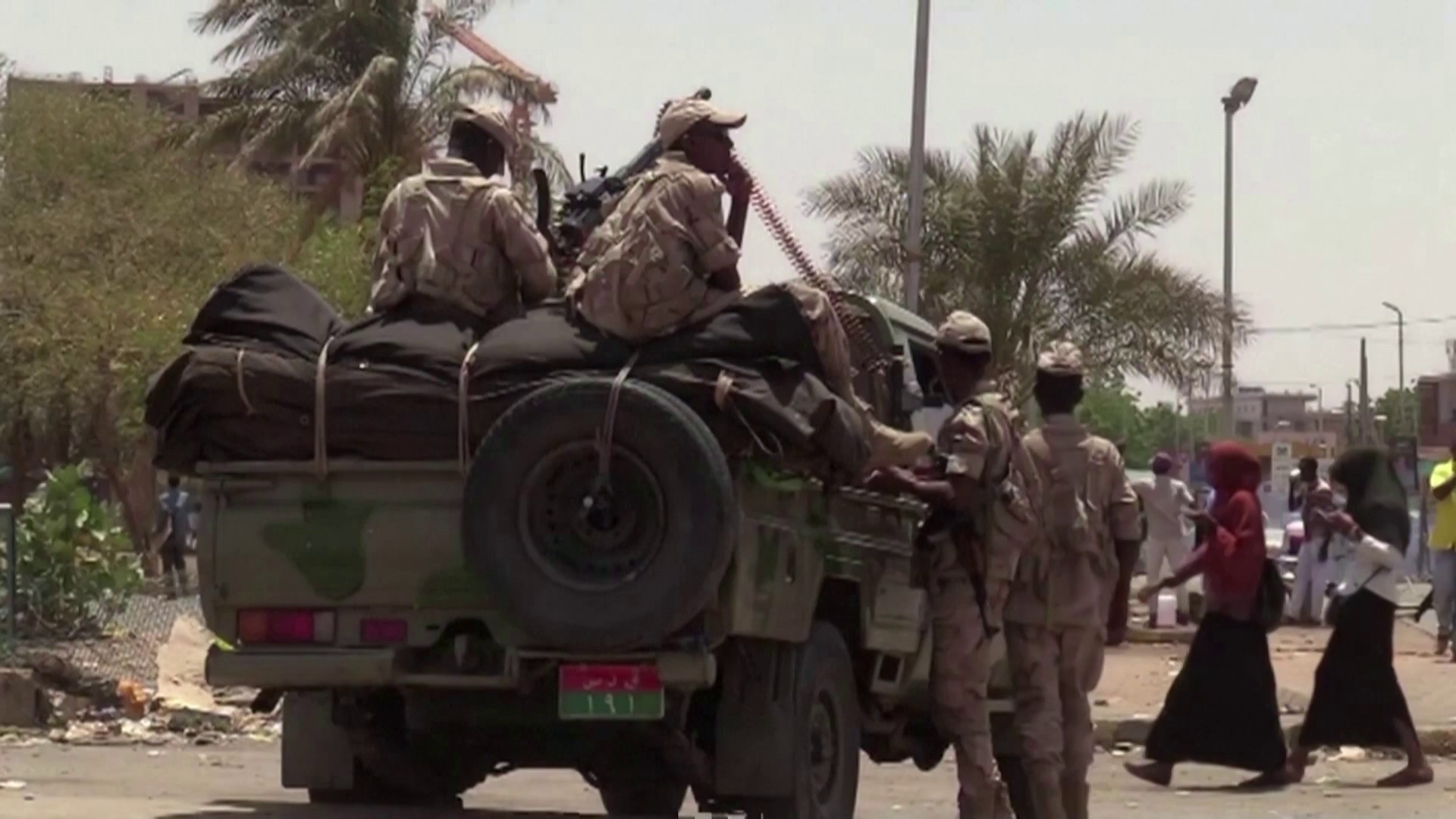 «الدعم السريع» يسلم الجنود المصريين في السودان لـ«الصليب الأحمر» بوساطة إماراتية