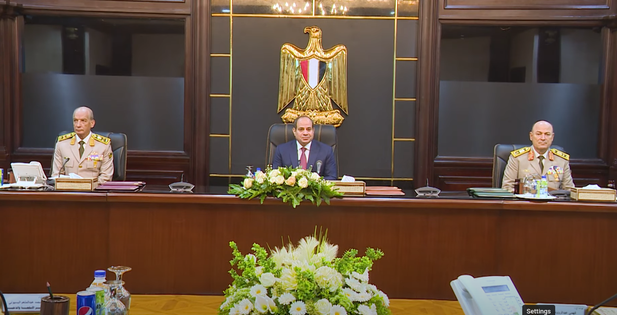 اجتماع السيسي و«العسكري» ينهي الحديث عن المرشح المفاجأة