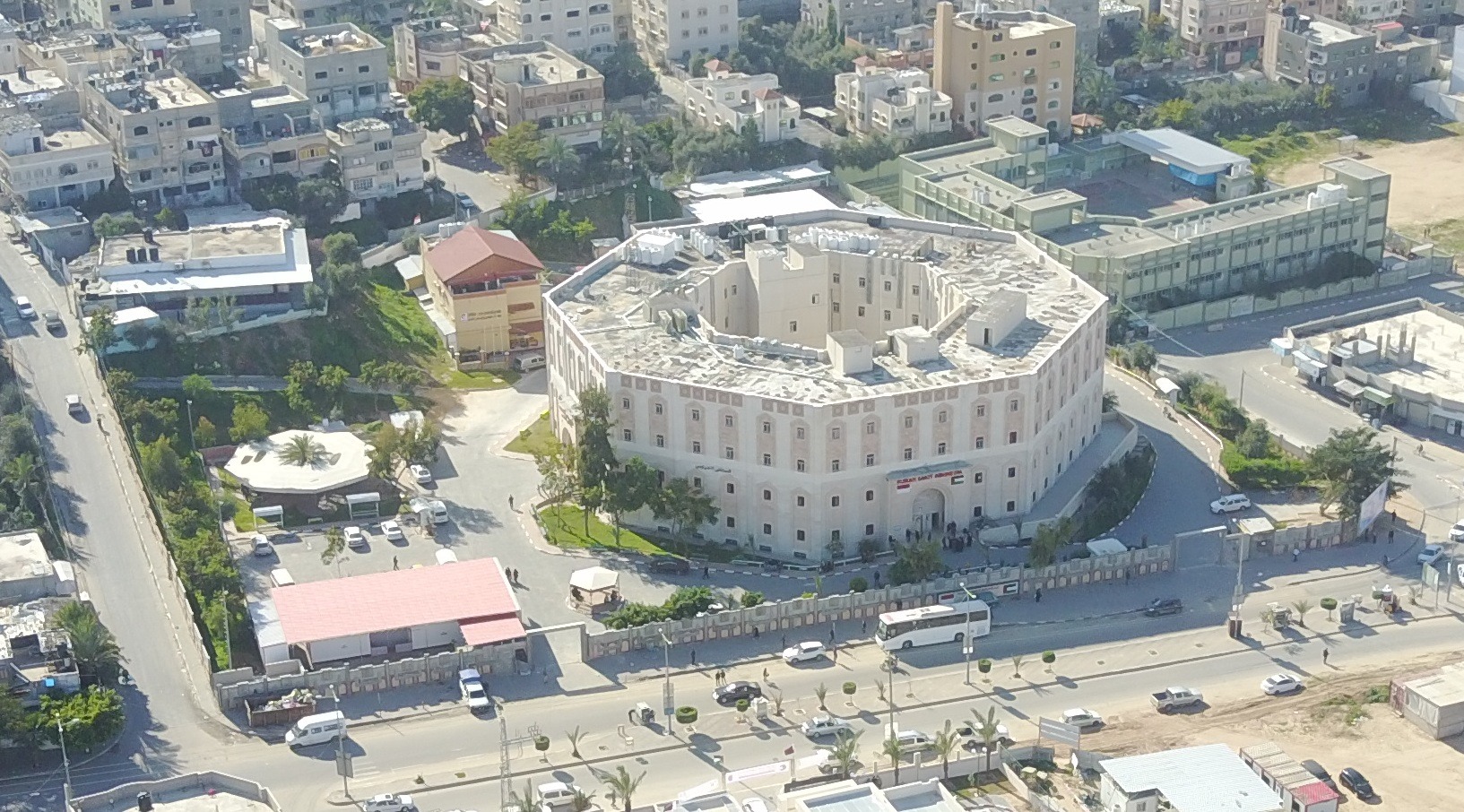 Occupation forces besiege Indonesian Hospital in north Gaza, kill 12 patients in shelling