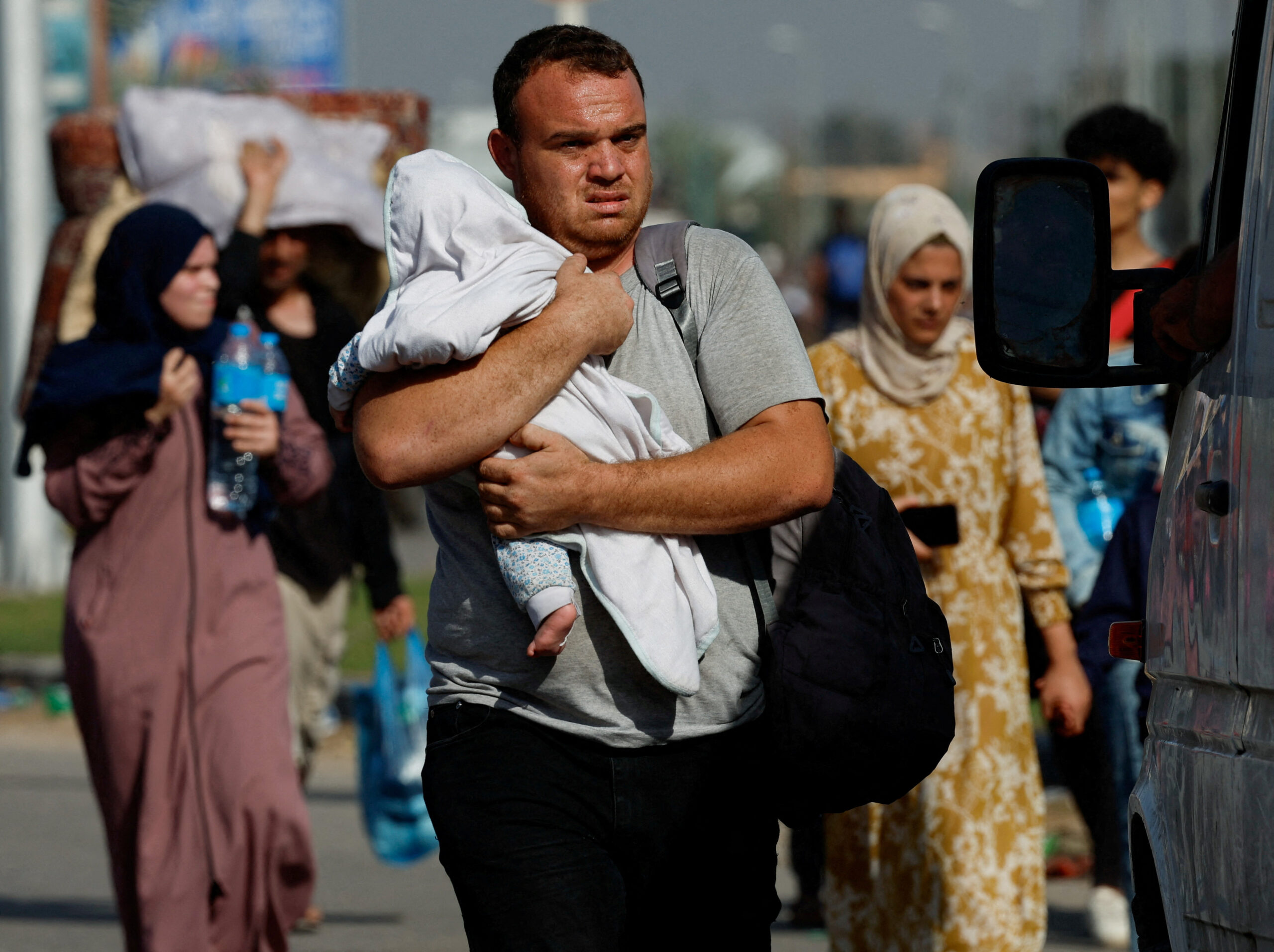 Occupation continues to target hospitals after agreeing to daily 4-hour ‘humanitarian pauses’ | Israeli ground invasion reaches coast but faces staunch resistance | ‘Post-Hamas’ plans fraught with disagreement