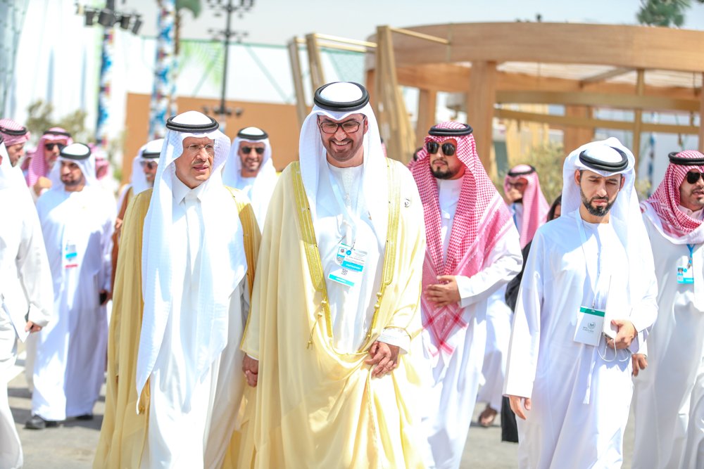 «كوب 28» على مفترق طرق بين الإمارات والسعودية