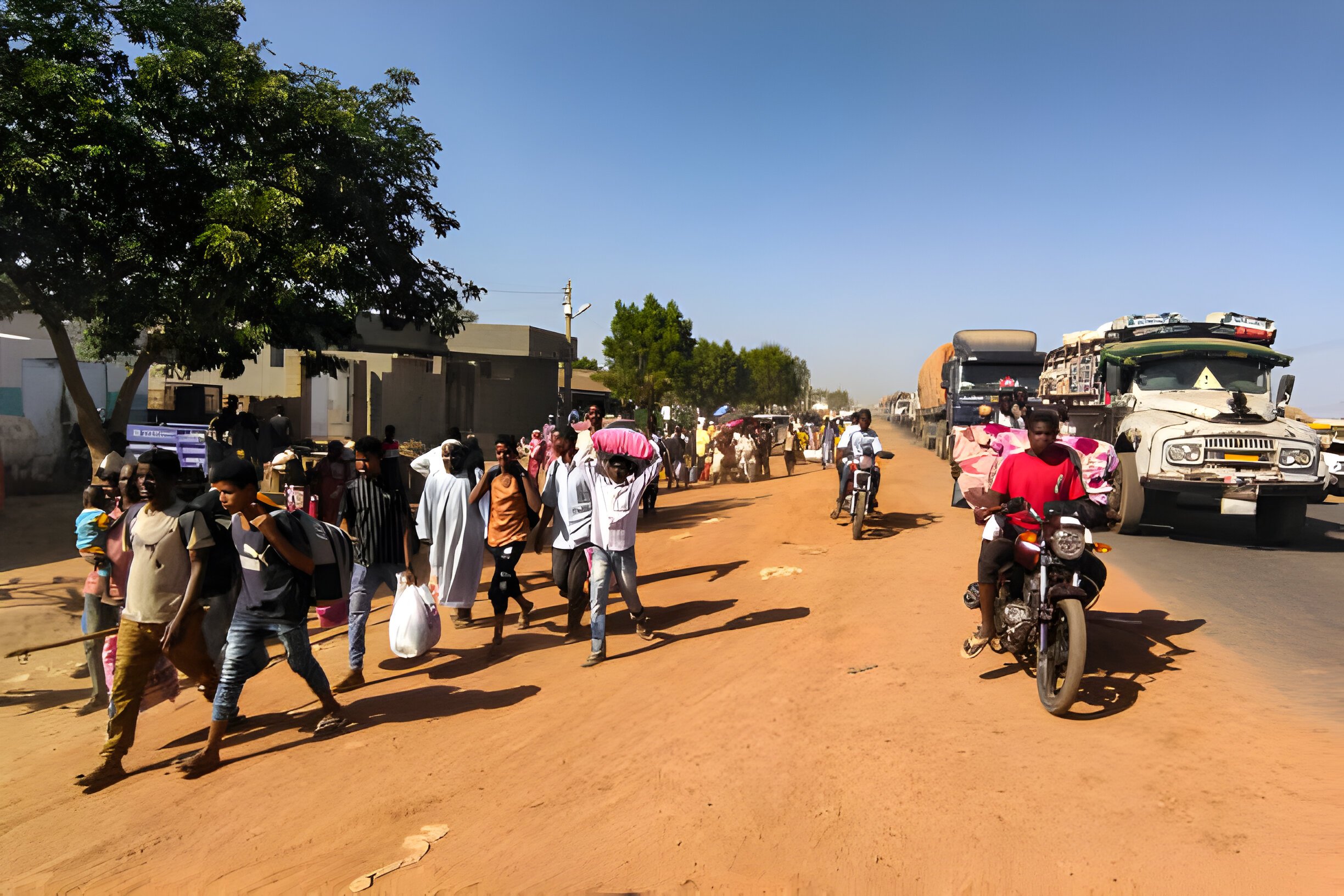 مدير المخابرات الفلسطينية يزور القاهرة| إجلاء مصريين من «ود مدني» بالسودان| شبكة فساد جديدة في «التموين»