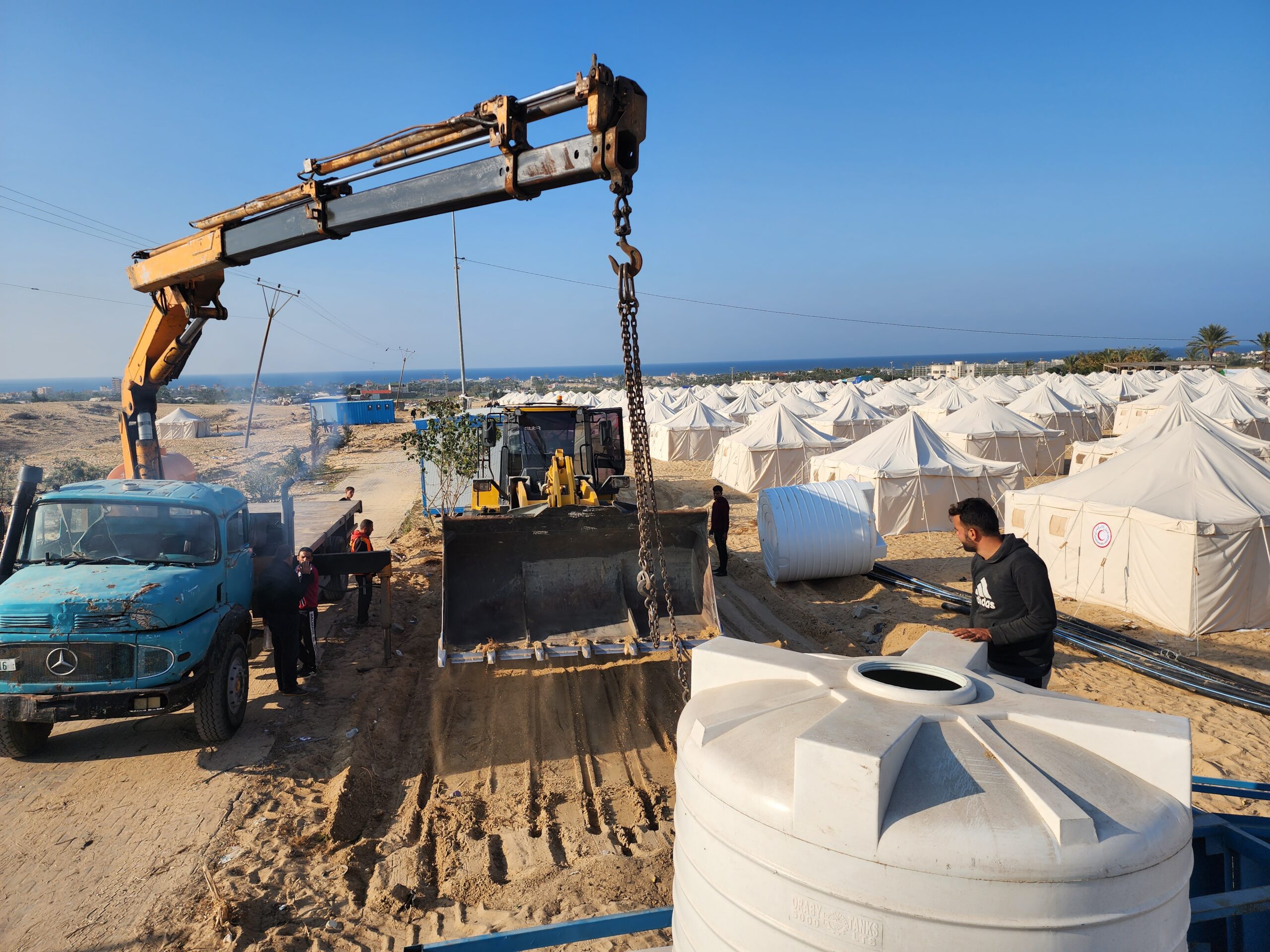 Reports: New camp in Khan Younis for displaced Palestinians ‘under directives of Egyptian leadership’