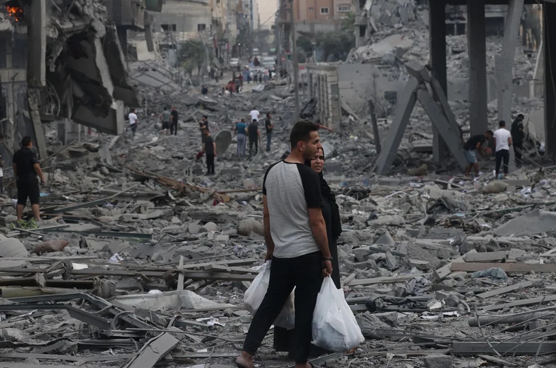 حماس تبحث مقترح «وسطاء باريس» للهدنة | بينها مصر.. 5 دول تُسقط مساعدات على غزة