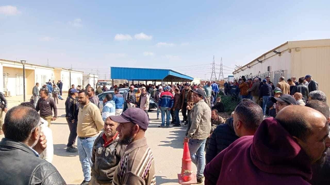 Workers at Talaat Moustafa’s Alexandria Construction company protest low wages, layoffs