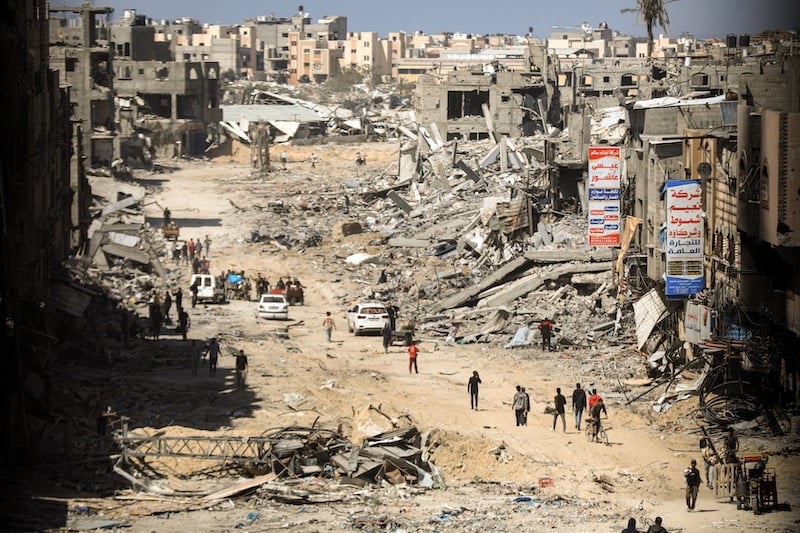 انتشال عشرات الجثث المتحللة في خان يونس| اليمين يهدد نتنياهو بإسقاط الحكومة إن توقفت الحرب | «حماس» تغادر القاهرة «دون إحراز تقدم»